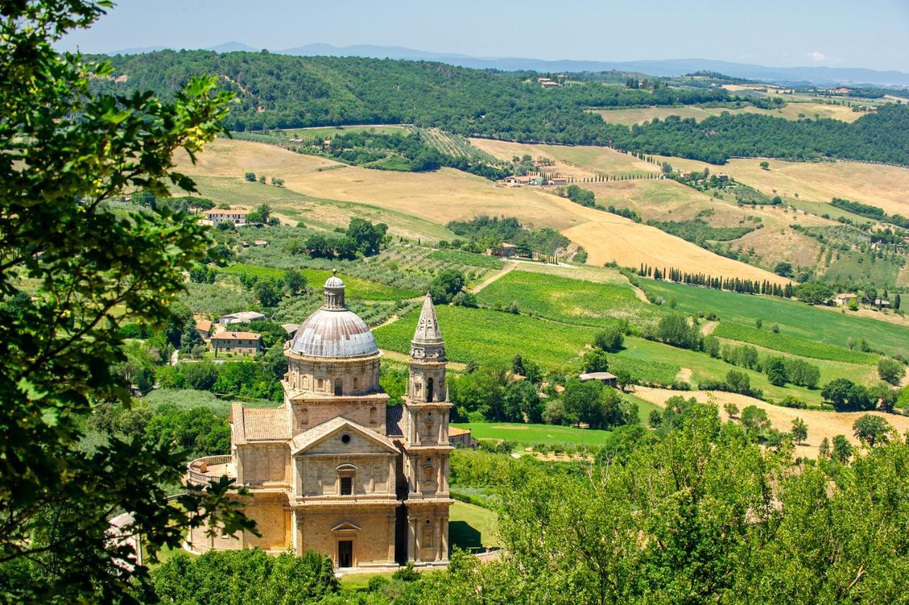 Bed and Breakfast Meuble Evoe Montepulciano Stazione Exterior foto