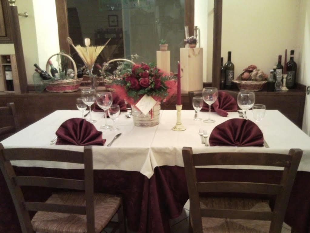 Bed and Breakfast Meuble Evoe Montepulciano Stazione Exterior foto