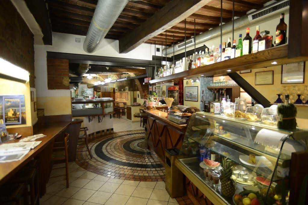 Bed and Breakfast Meuble Evoe Montepulciano Stazione Exterior foto