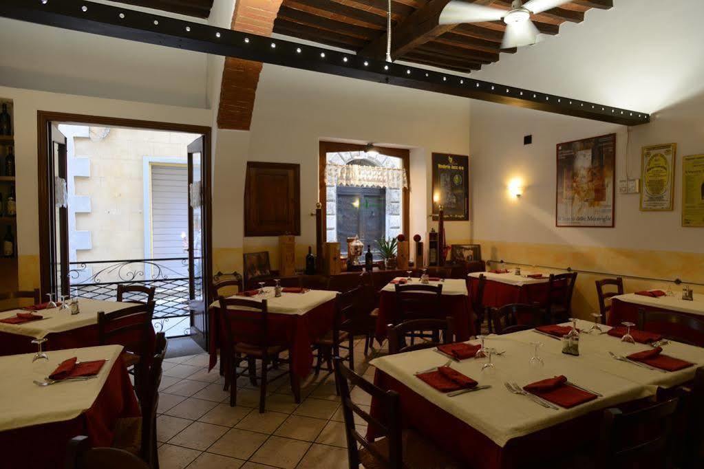 Bed and Breakfast Meuble Evoe Montepulciano Stazione Exterior foto